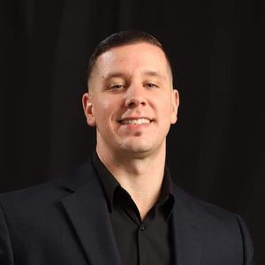 Meet your Posher, Jonathan